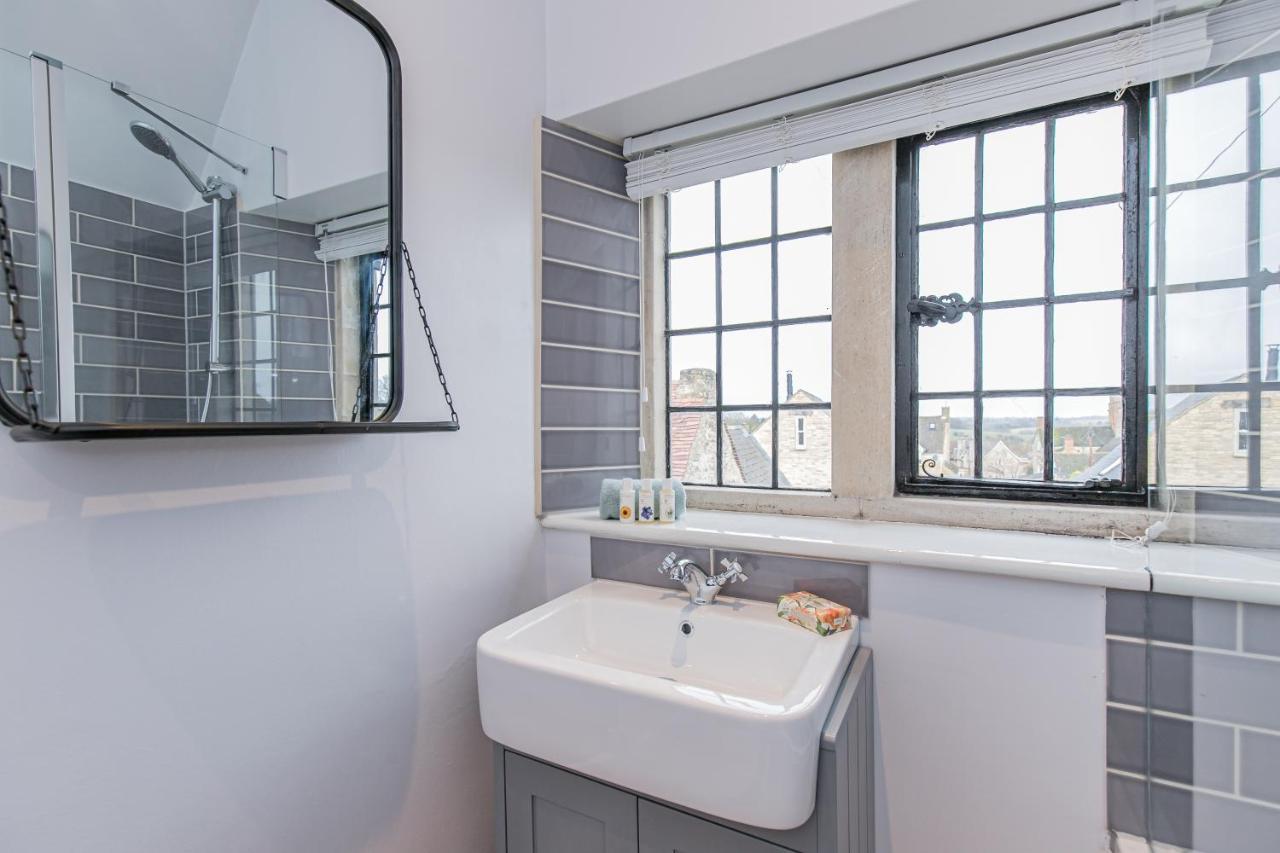 Oxfordshire Living - The Spencer Apartment - Woodstock Eksteriør bilde