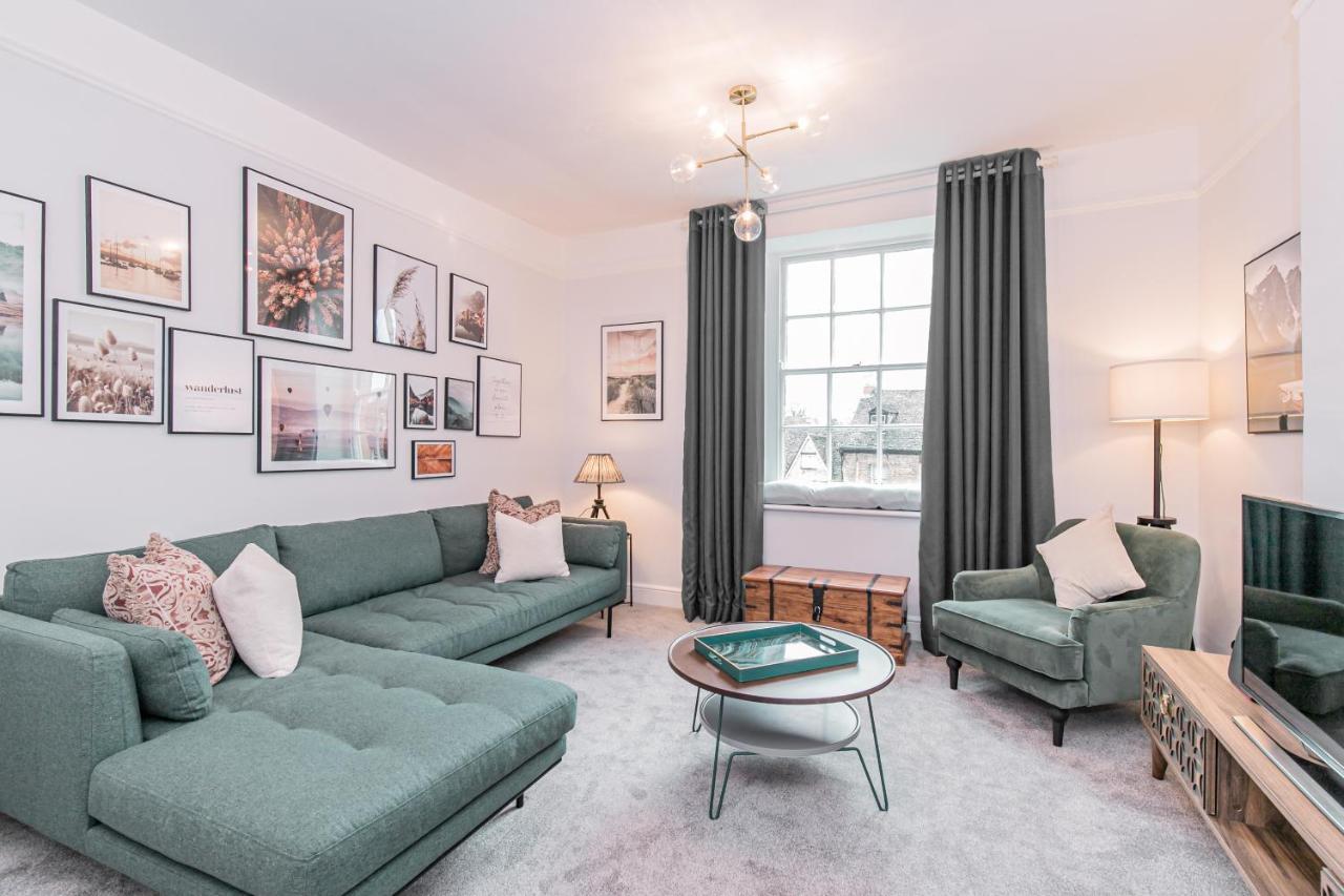 Oxfordshire Living - The Spencer Apartment - Woodstock Eksteriør bilde